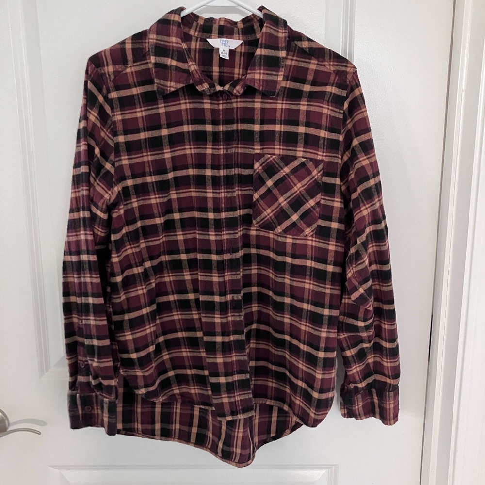 Time and Tru ladies button down shirt- Burgundy and Black. Size M